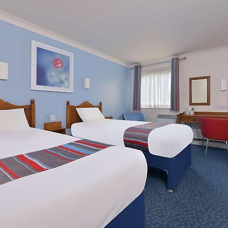 Travelodge Bromsgrove Marlbrook الغرفة الصورة